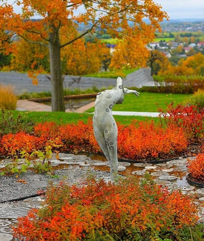 Trajectories of Life: Art in Motion Р В Р’В Р В РІР‚В Р В Р’В Р Р†Р вЂљРЎв„ўР В Р вЂ Р В РІР‚С™Р РЋРЎС™ joint exhibition by AMOVE Gallery and Visionary Art Gallery